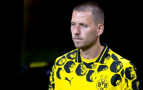 华体会-德天空：曼联和马竞有意多特后卫安东，已询问相关情况