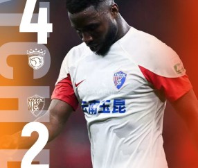 中超联赛第24轮，客场作战的云南玉昆最终以2比4不敌对手