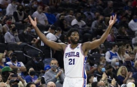 华体会登录-【观察】全明星替补名单预测 恩比德布朗玛卡稳如狗